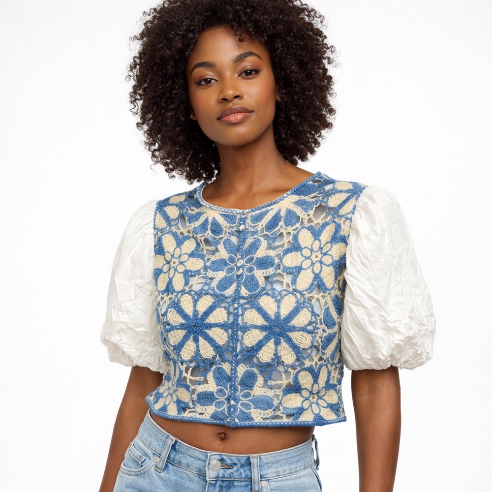 &MERCI Blue Floral Crochet Puff Sleeve Crop Top Size L